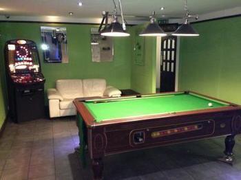 Готель Salford Arms Екстер'єр фото